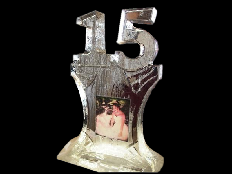 Esculturas de hielo para quince años | numero en hielo